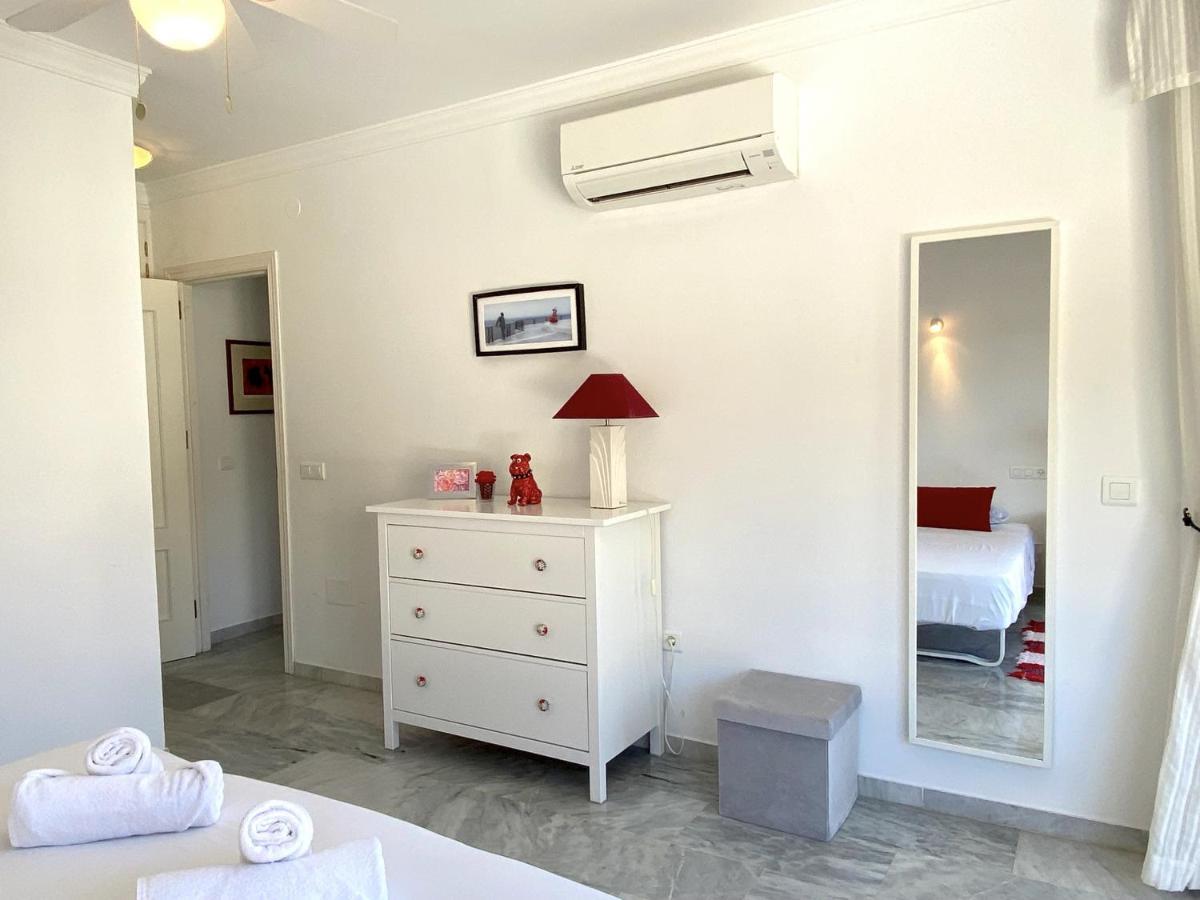 Villa Lucena Private Pool Casasol 네르하 외부 사진
