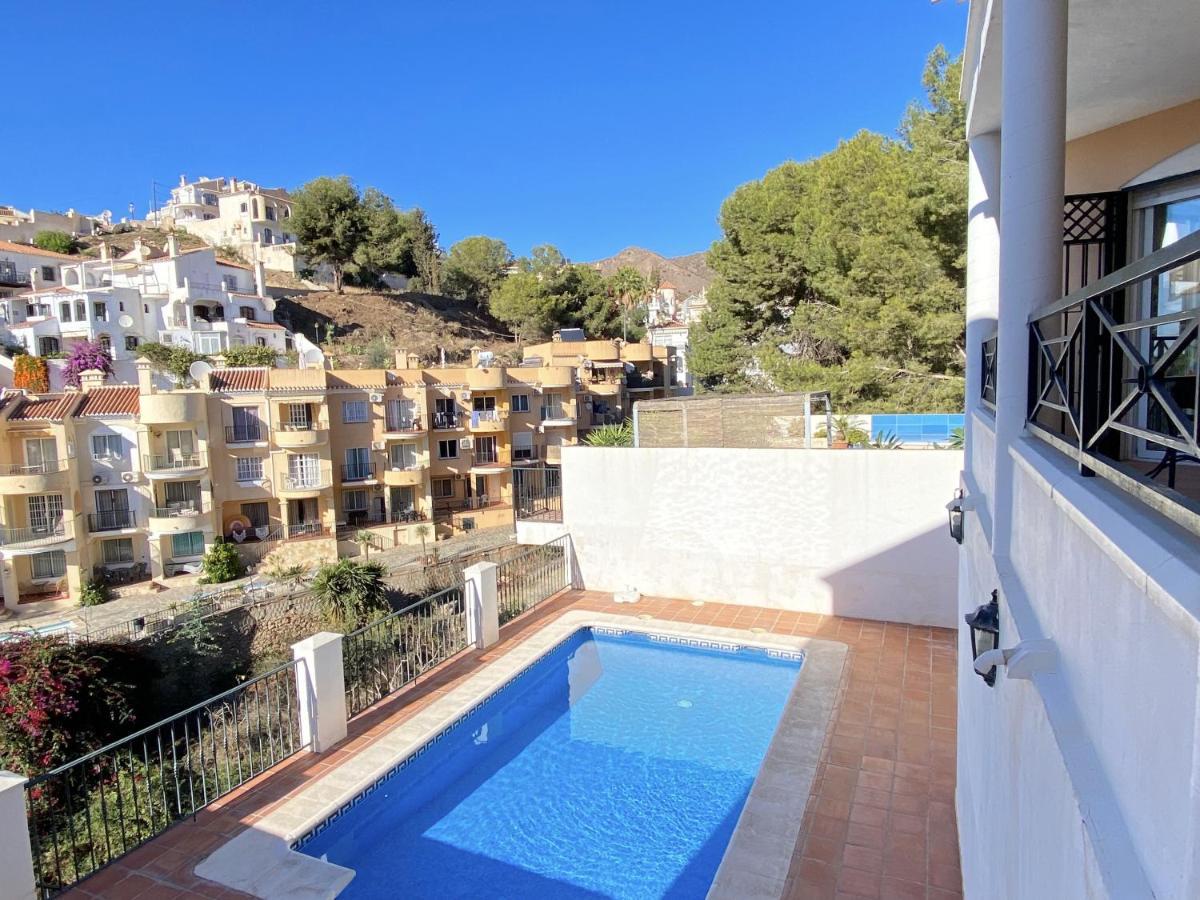 Villa Lucena Private Pool Casasol 네르하 외부 사진