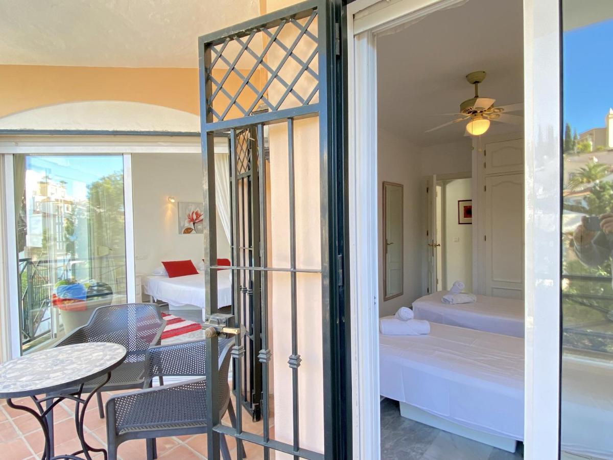 Villa Lucena Private Pool Casasol 네르하 외부 사진